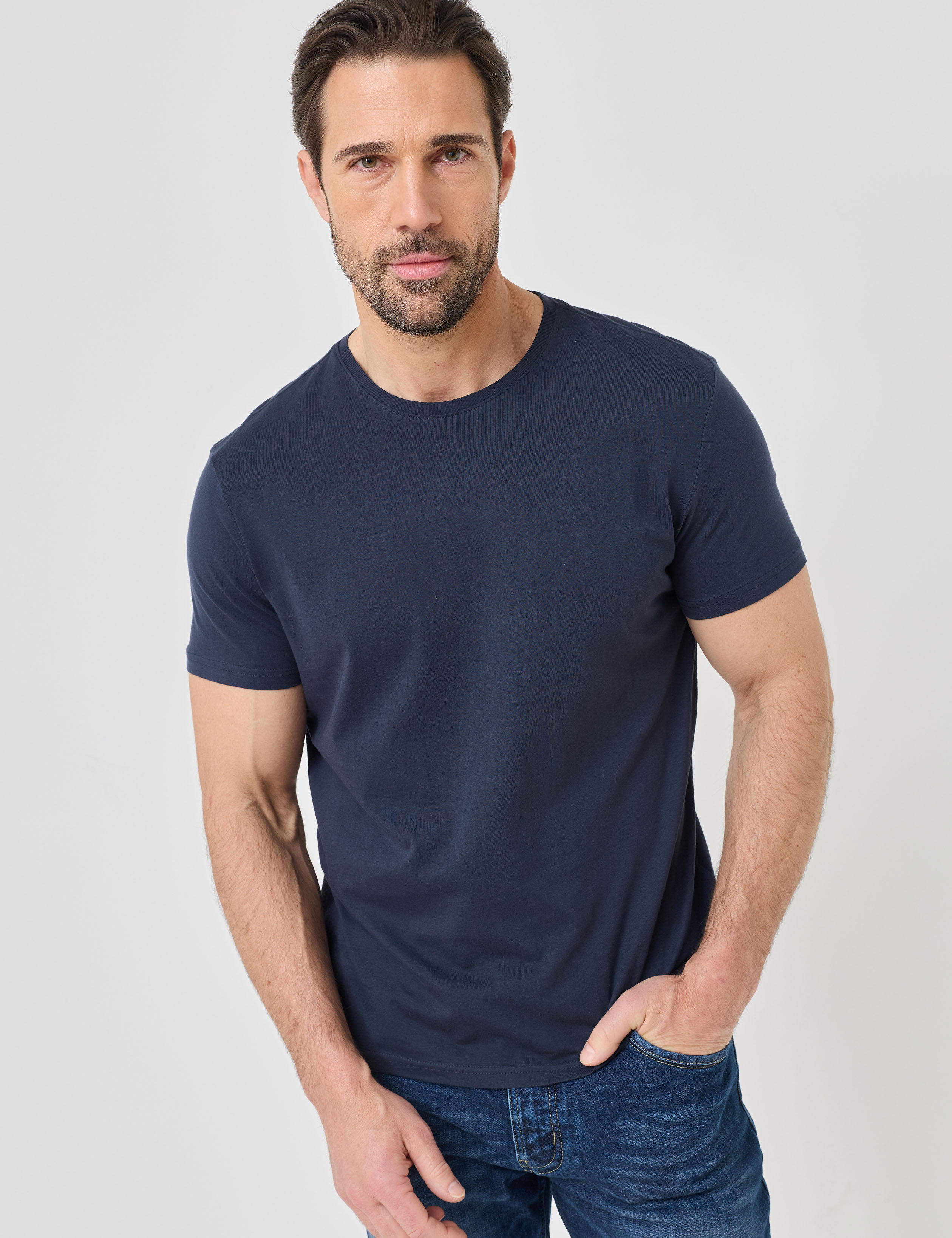 Basic T-Shirt aus Single Jersey