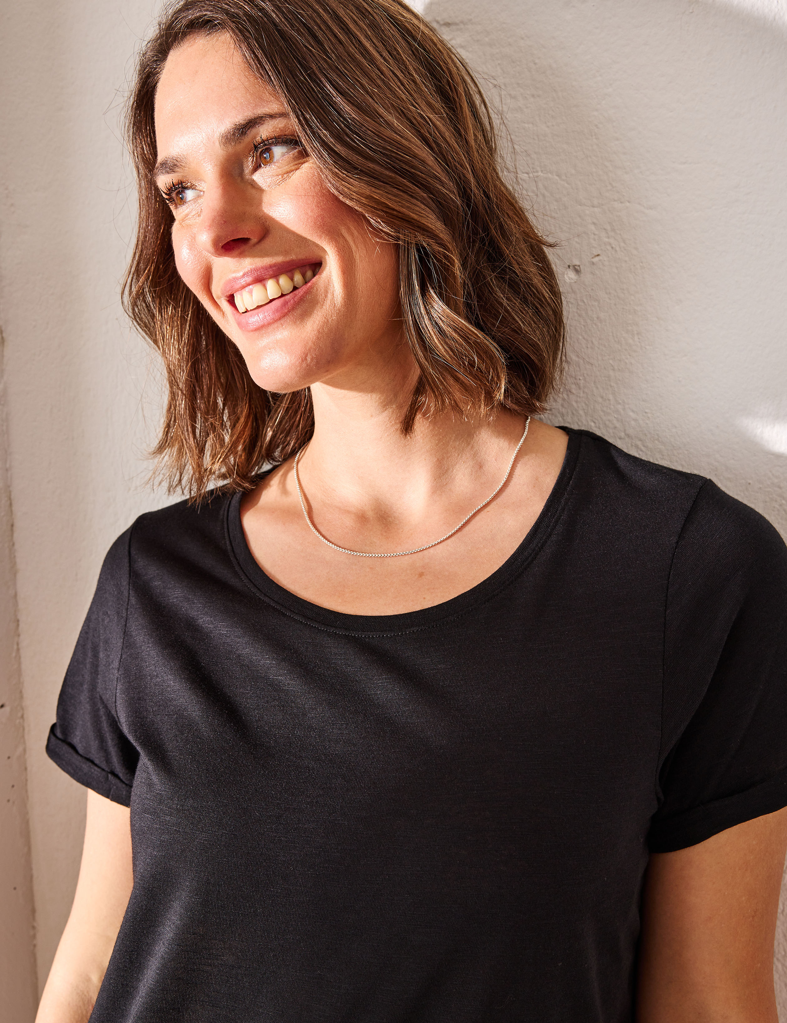 Basic T-Shirt Modell Conni