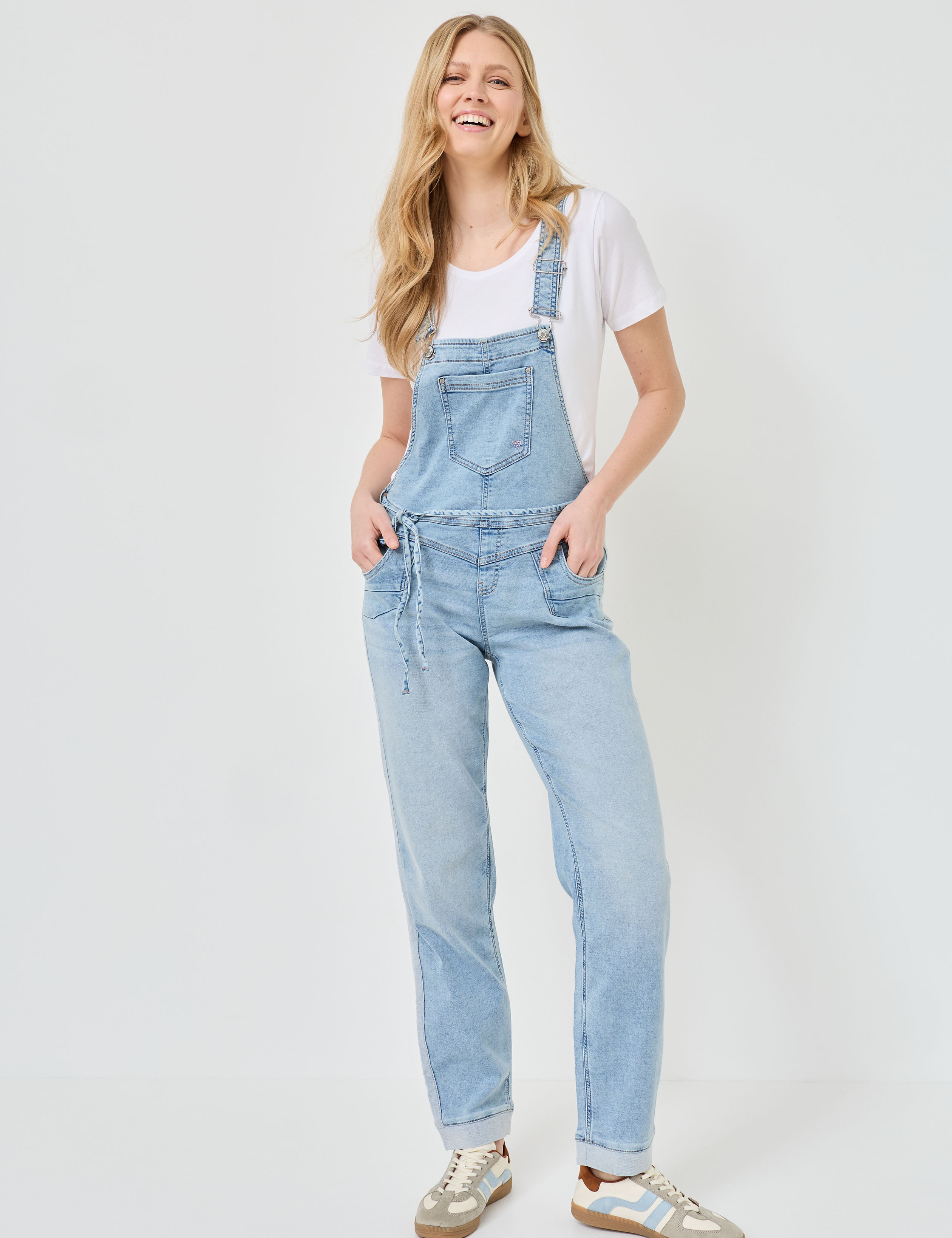 Bequeme Latzjeans- Relaxed Fit