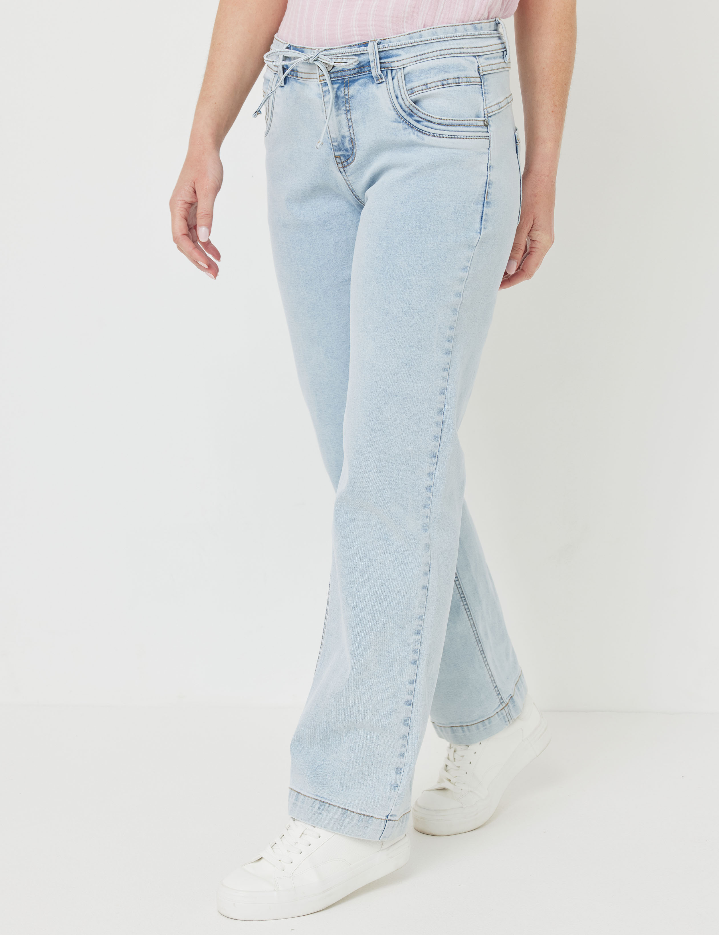 Wide Leg Jeans mit Bändchen