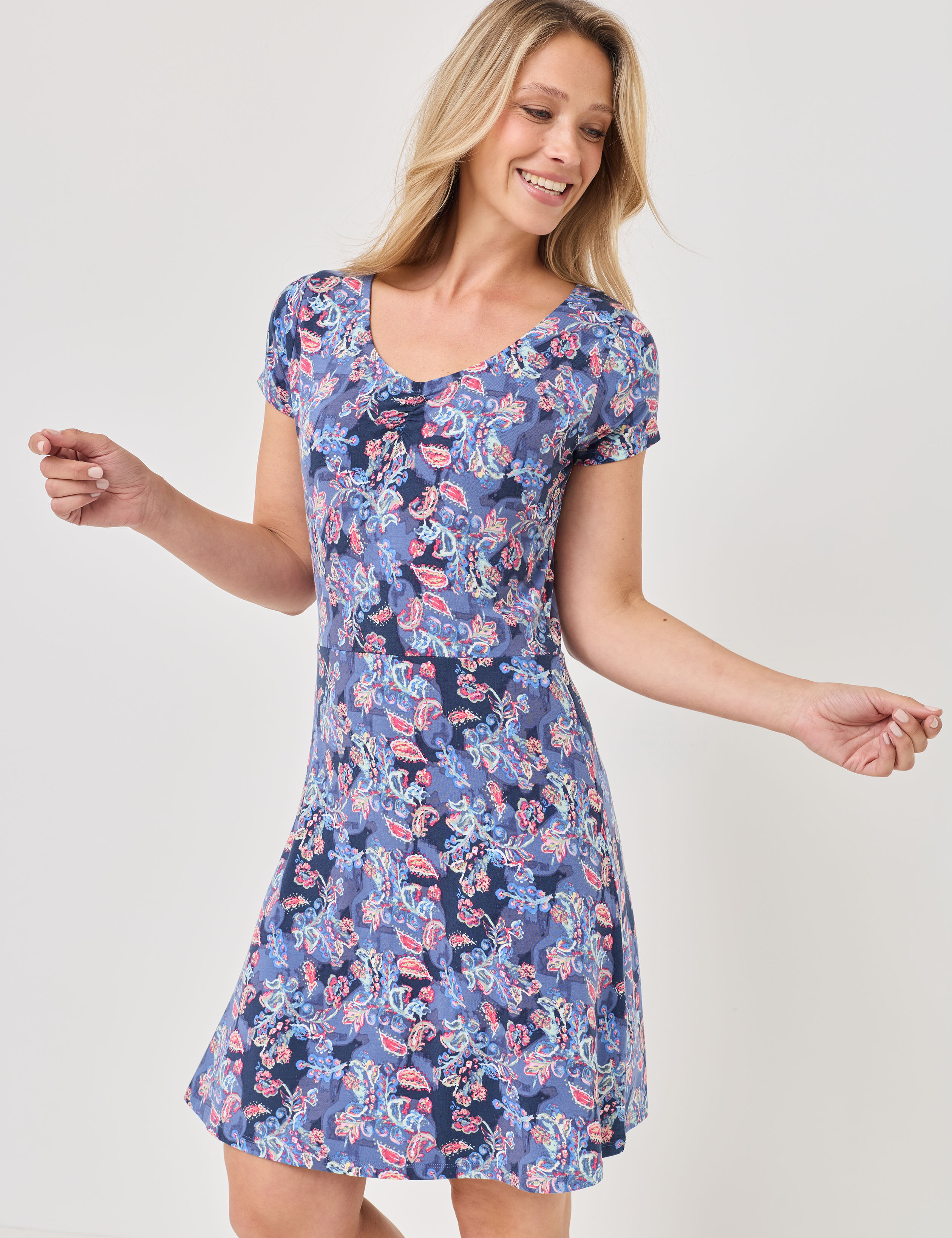 Bequemes Jersey-Kleid mit Muster