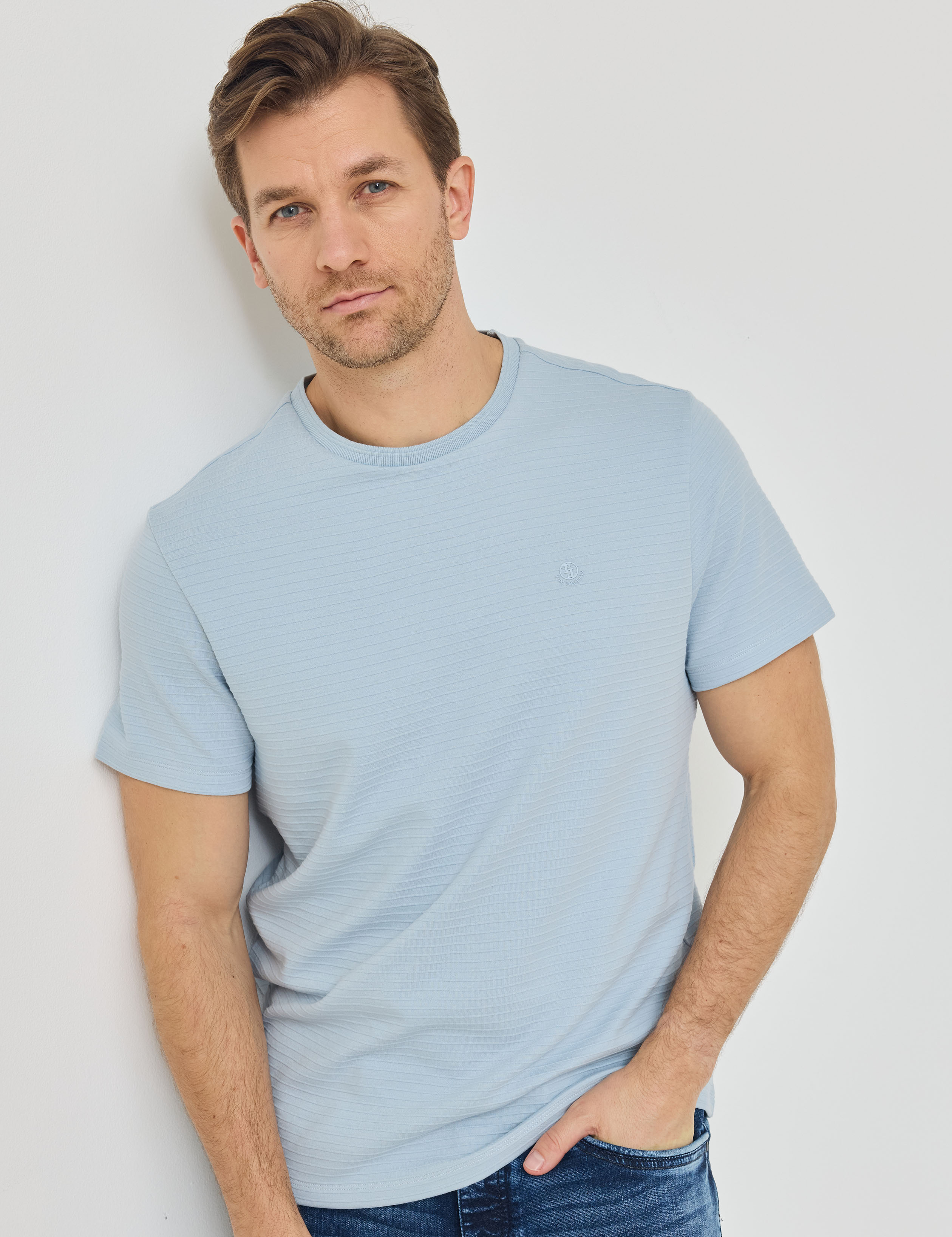T-Shirt mit Streifenstruktur