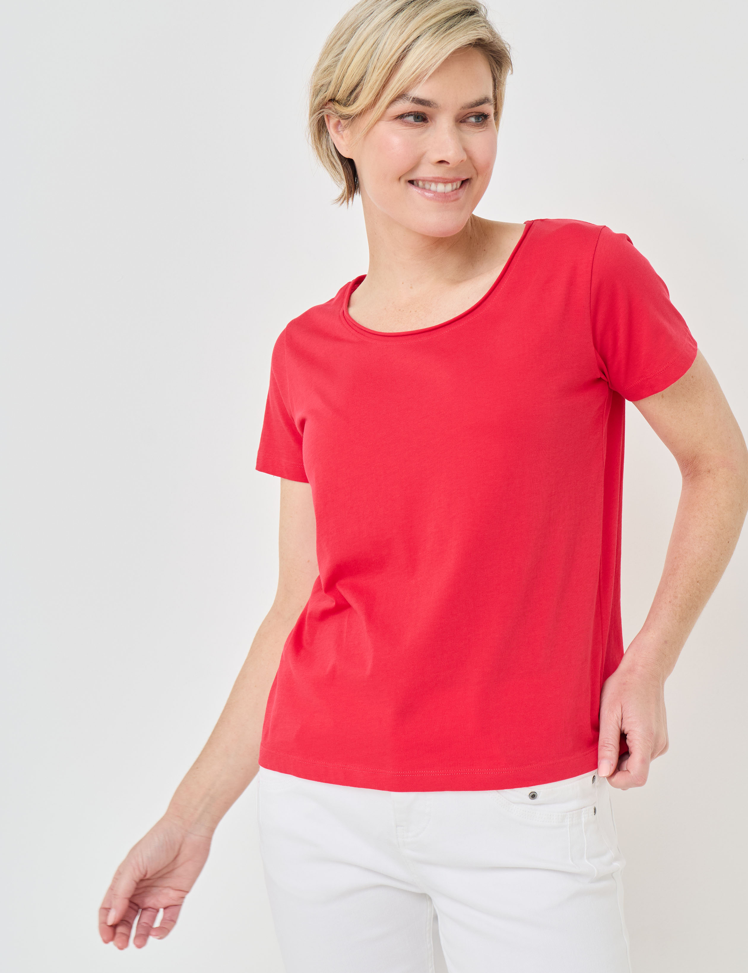 Basic T-Shirt Modell Pia