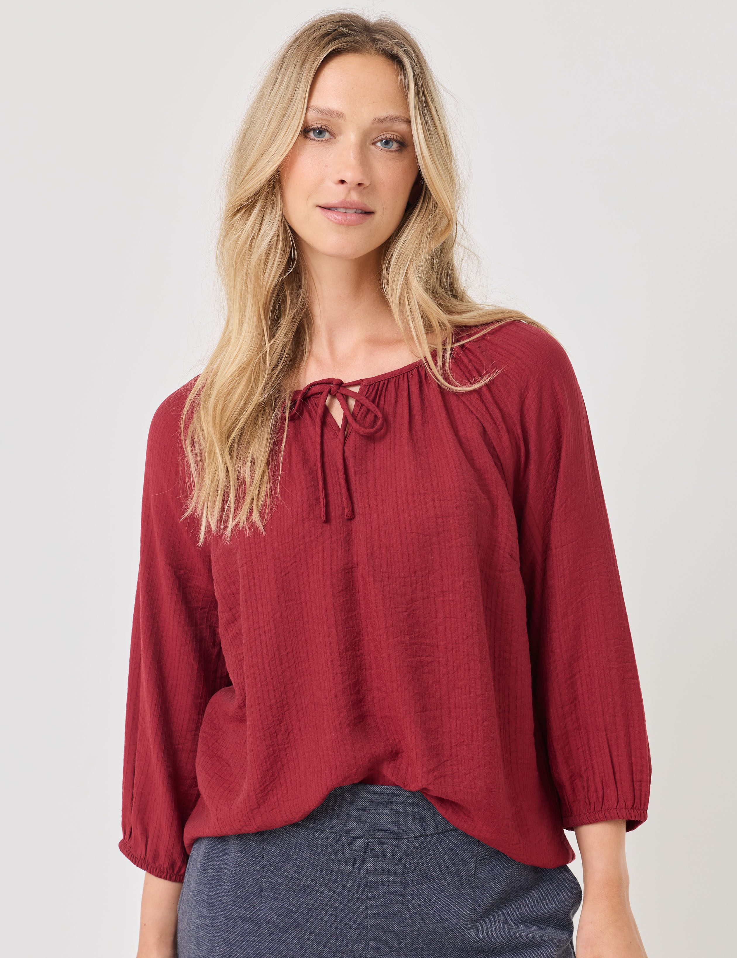 Unifarbige Bluse mit Raglan-Ärmeln