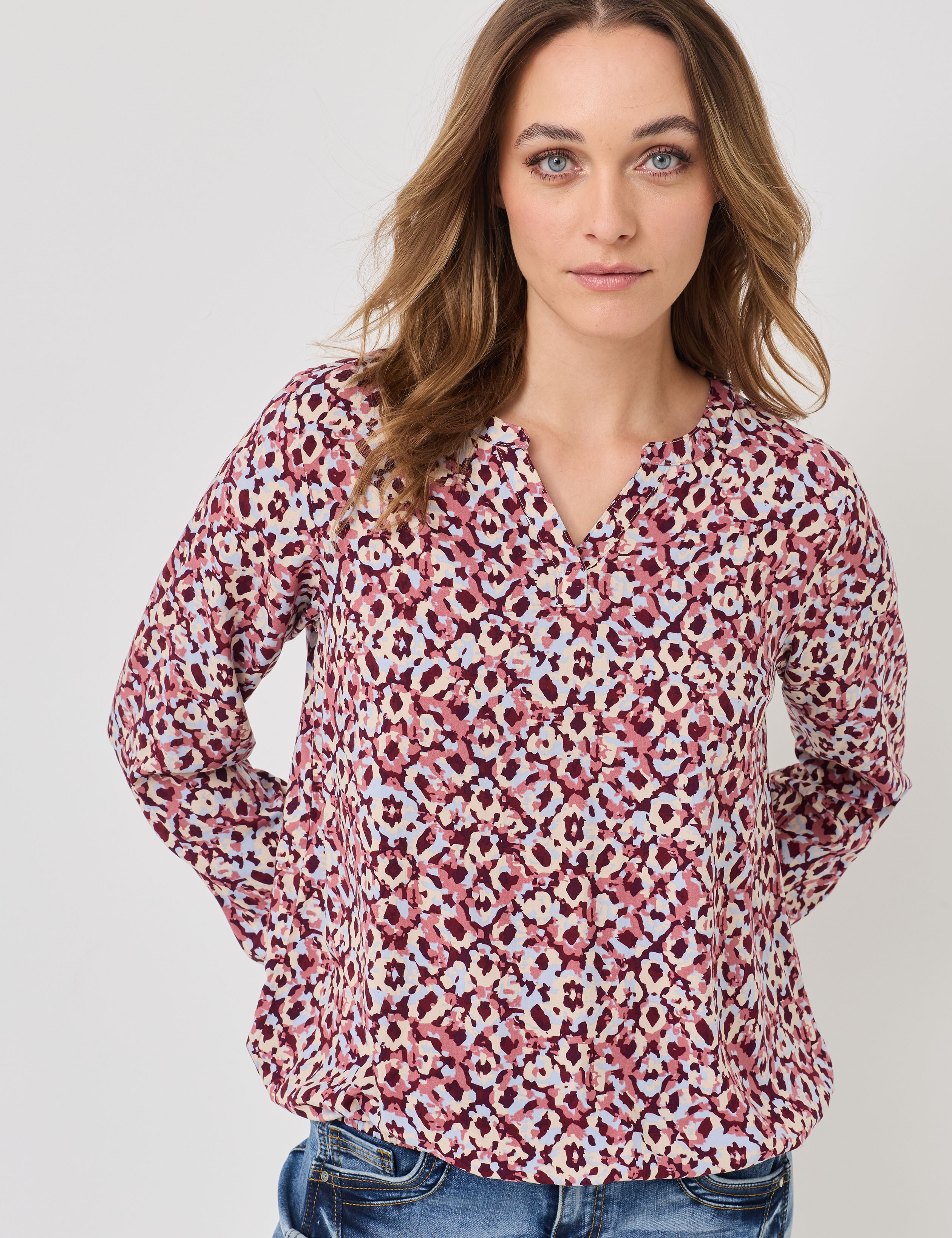 Schöne Henley-Bluse m. Print