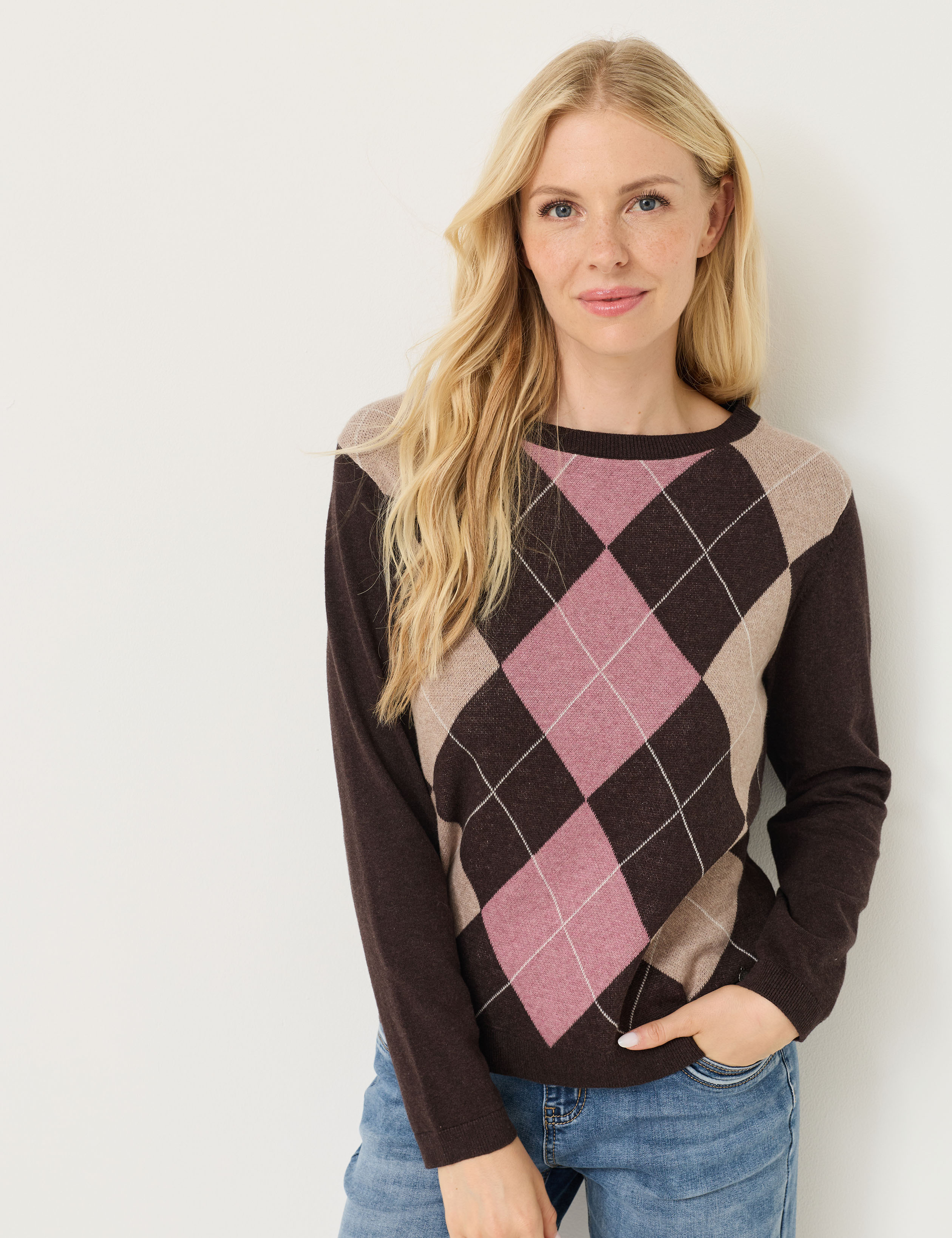 Modischer Pullover mit Rautenmuster