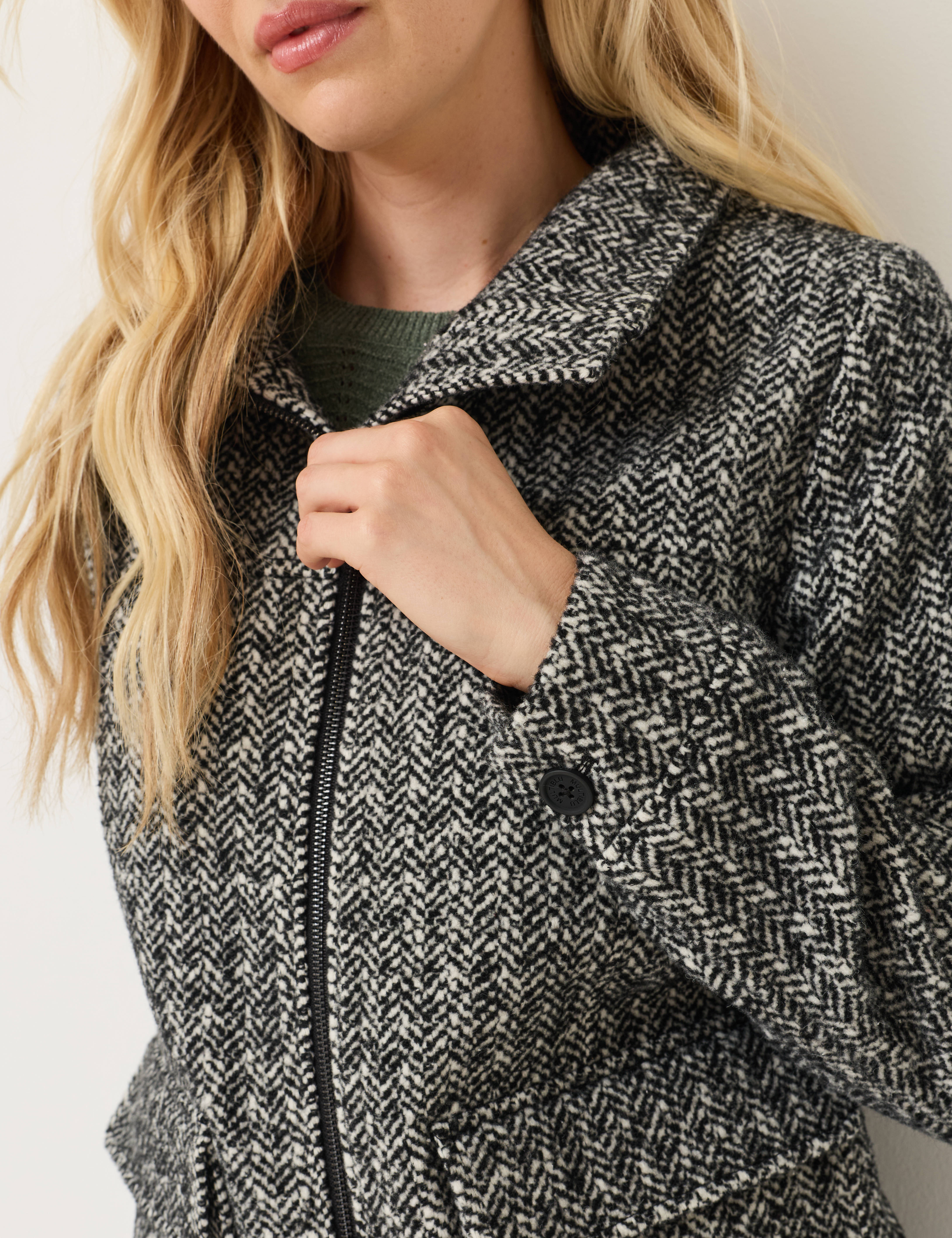 Warme Jacke m. Fischgrätmuster