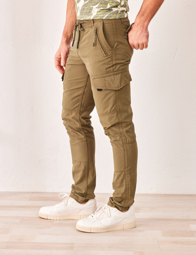 Laid Goods Front View