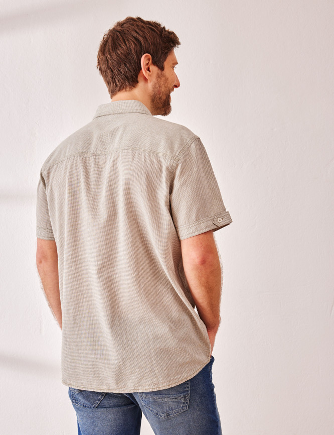 Model Back View