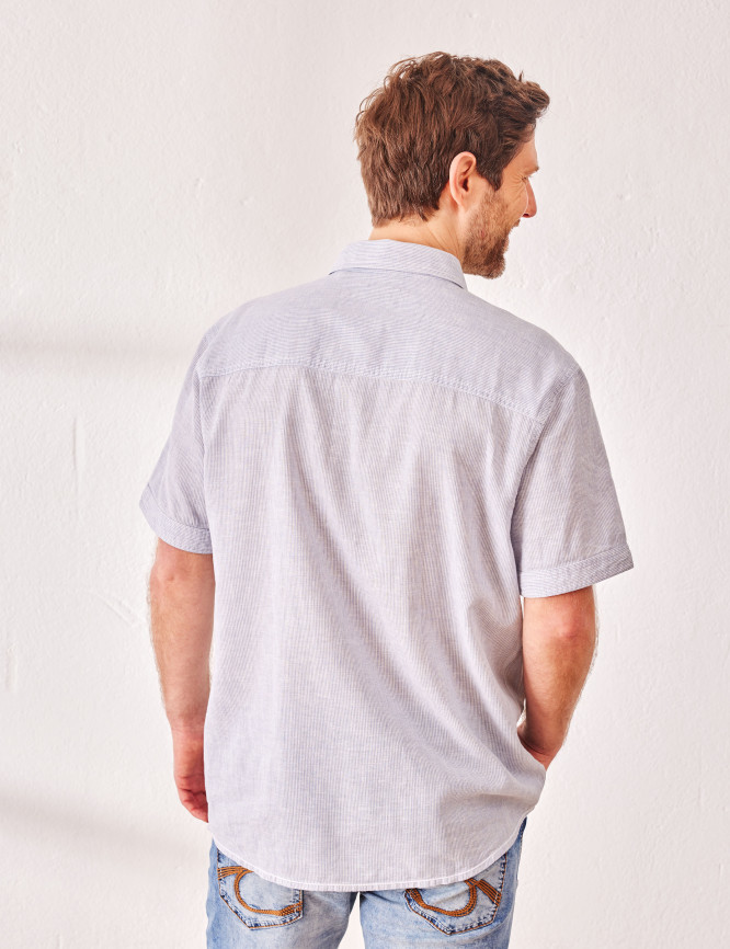 Model Back View