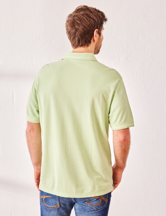 Model Back View