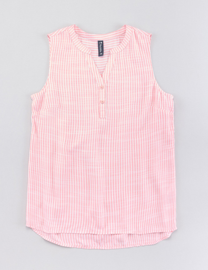 Laid Goods Front View