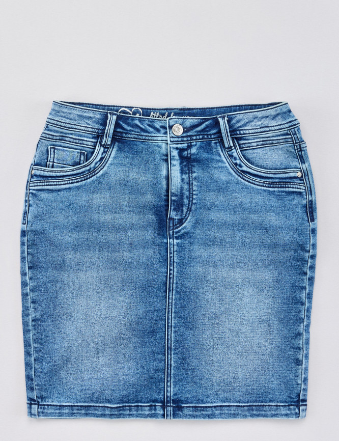 Laid Goods Front View