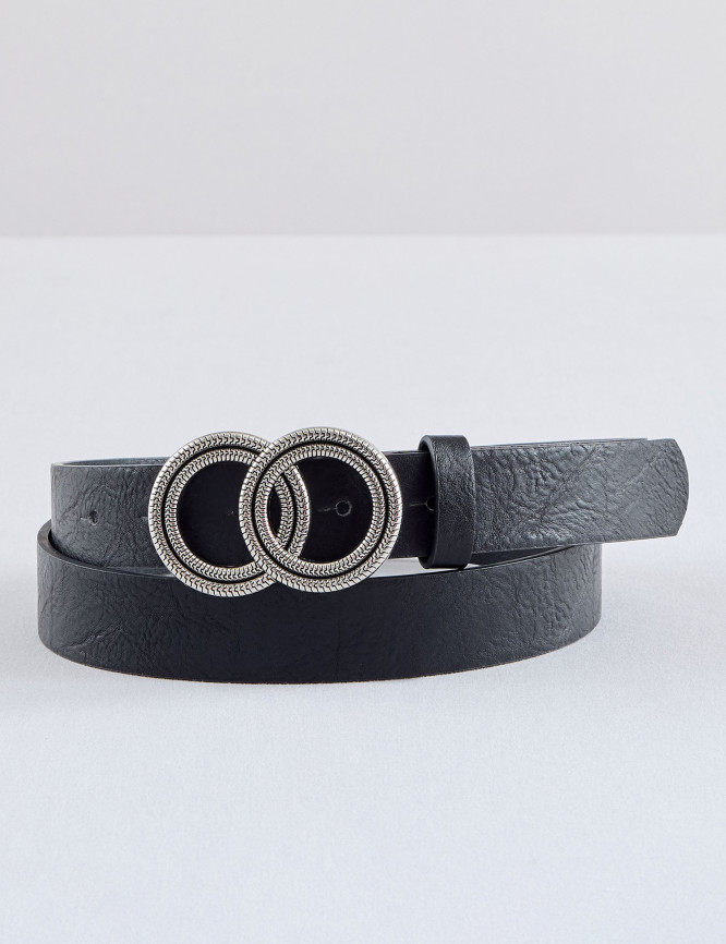 Laid Goods Front View