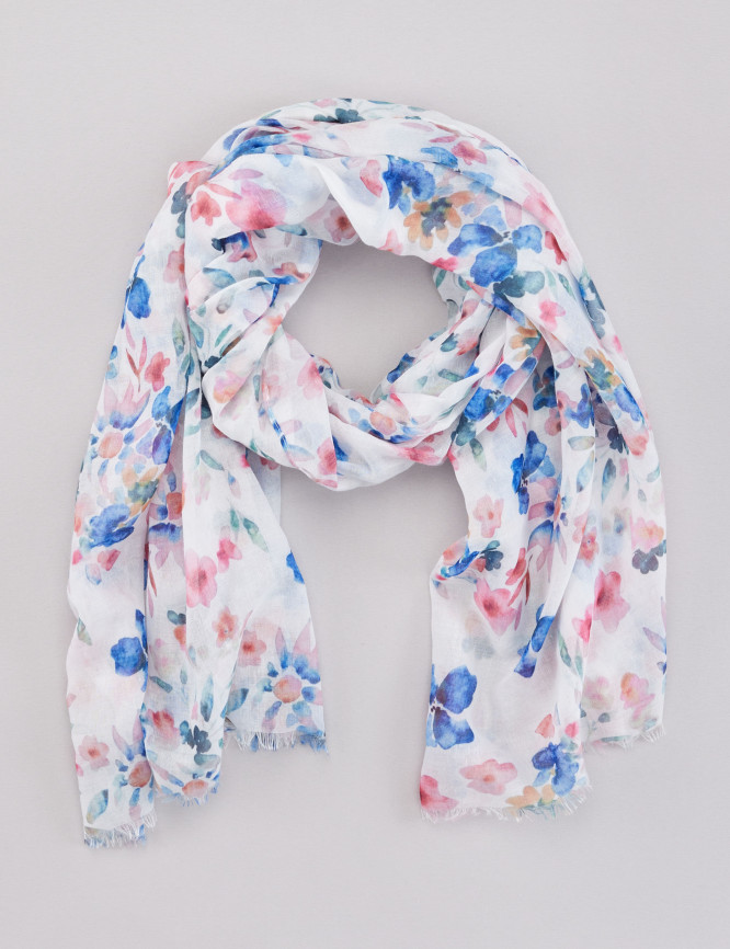 Laid Goods Front View