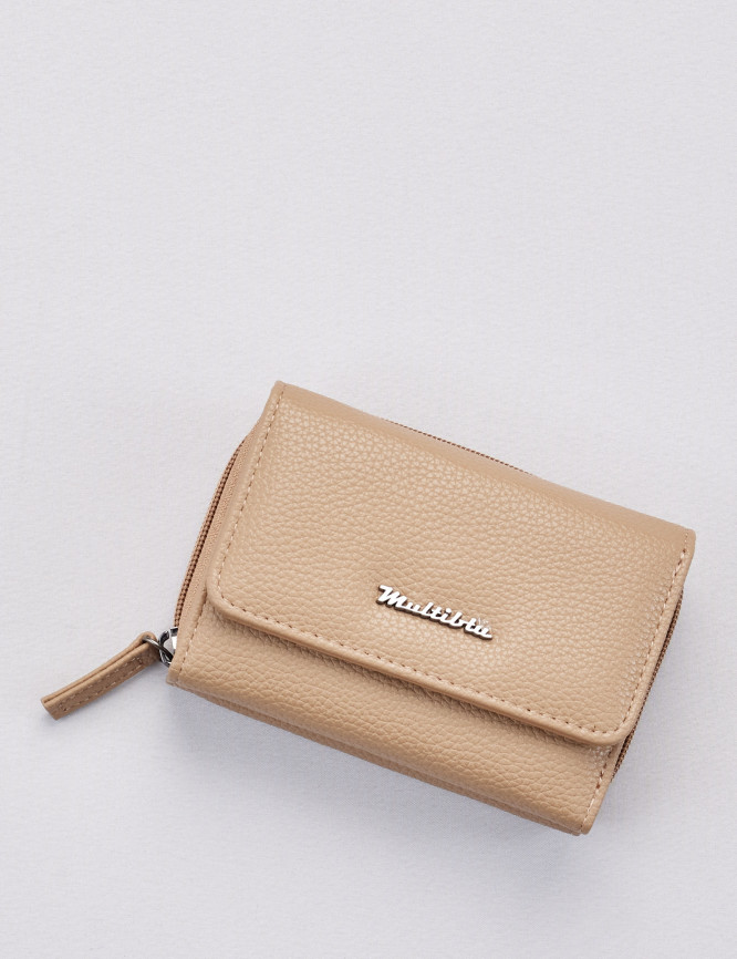 Laid Goods Front View