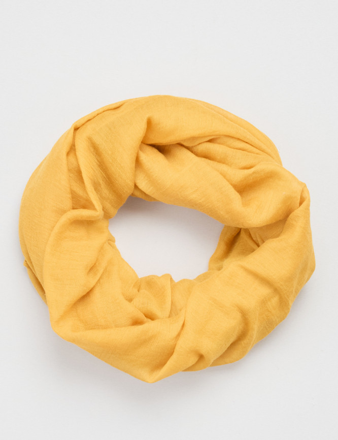 Laid Goods Front View