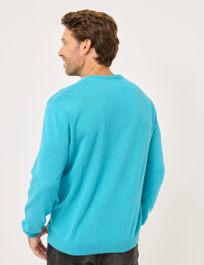 Model Back View