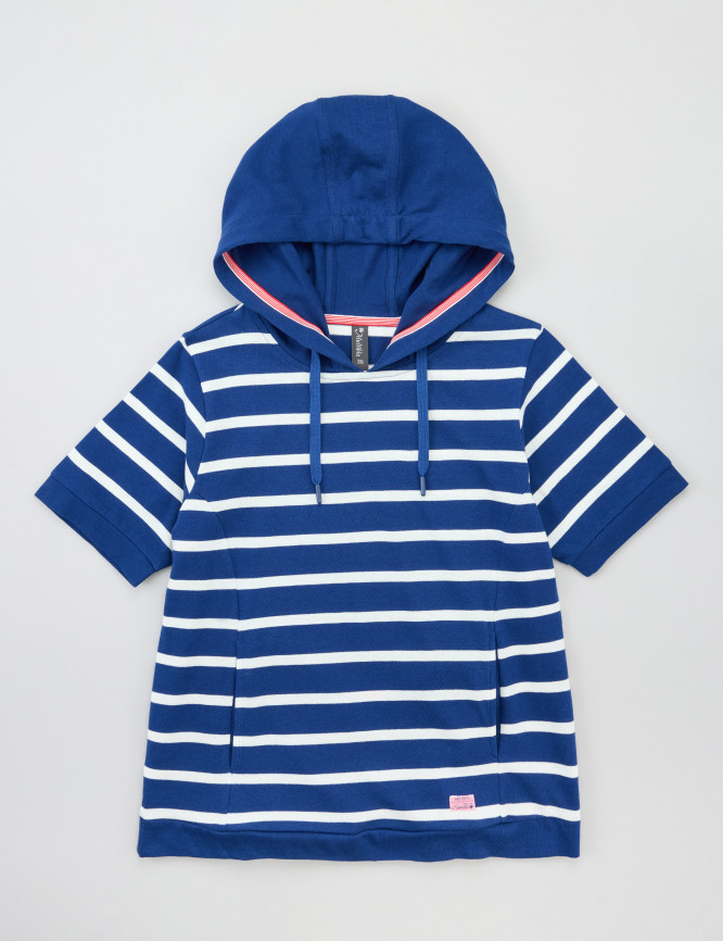 Laid Goods Front View