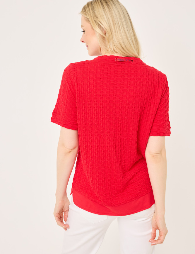 Model Back View