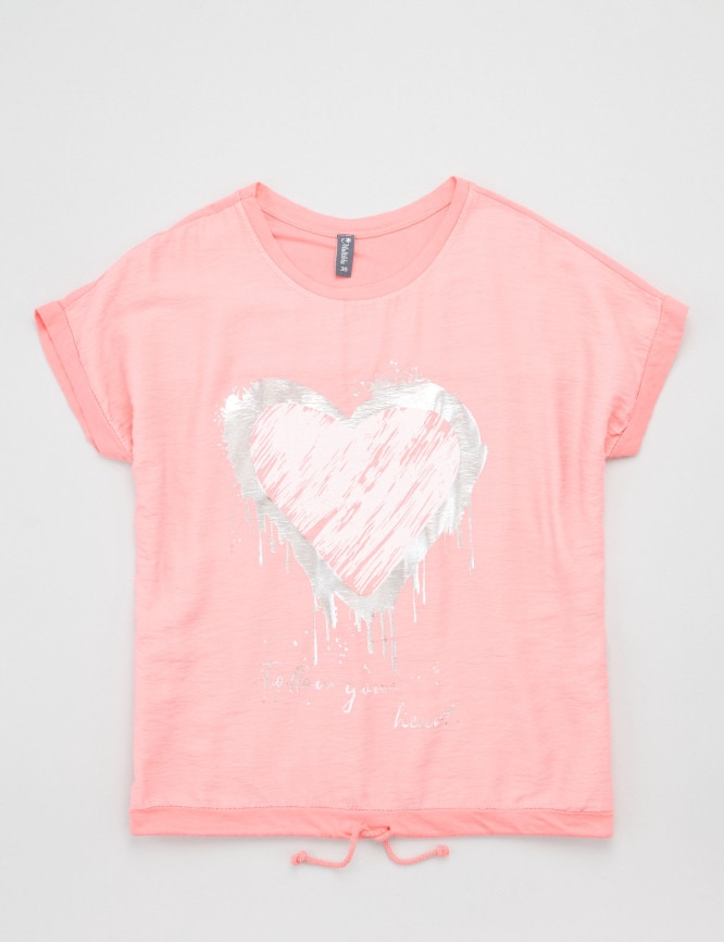 Laid Goods Front View