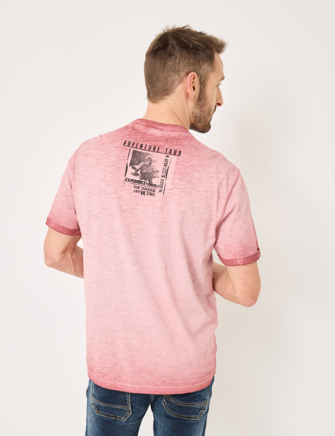 Model Back View