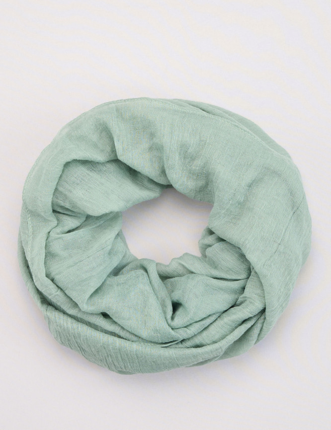 Laid Goods Front View