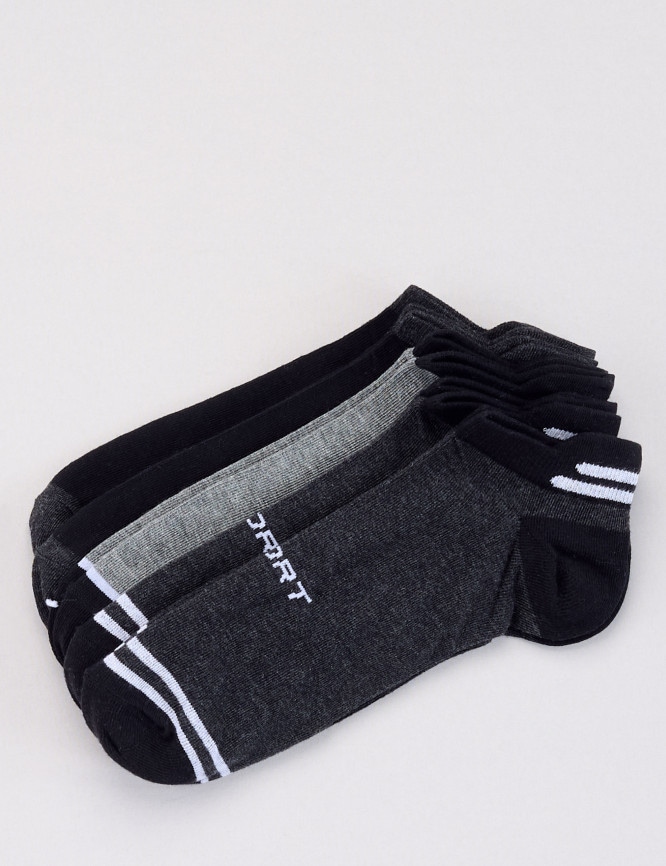 Laid Goods Front View