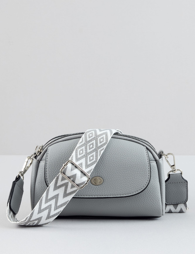 Laid Goods Front View