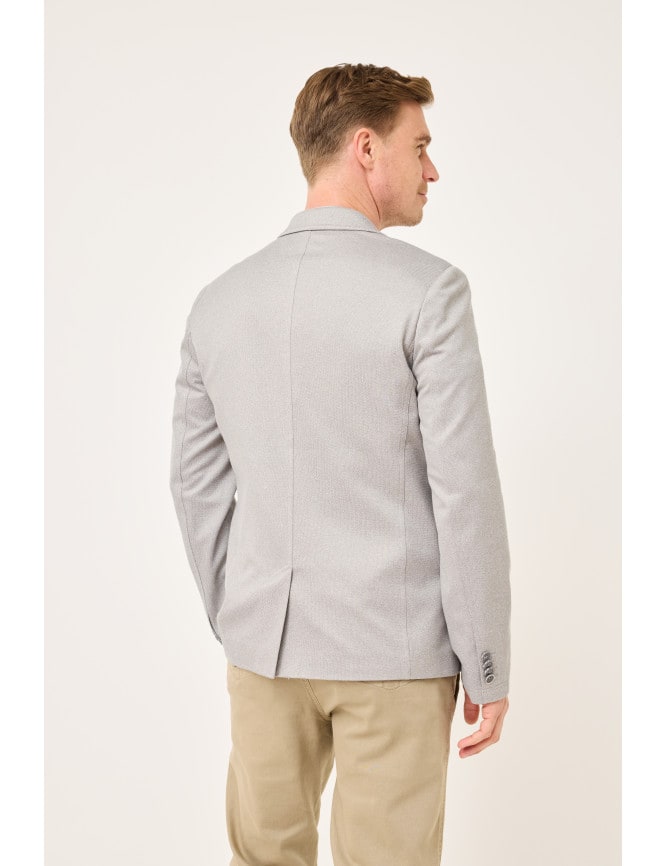 Model Back View