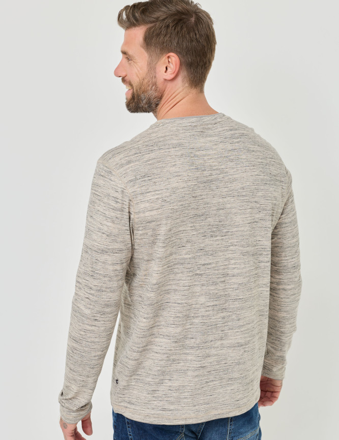 Model Back View
