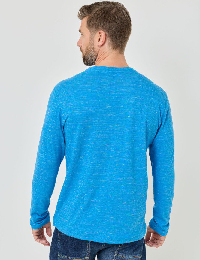 Model Back View