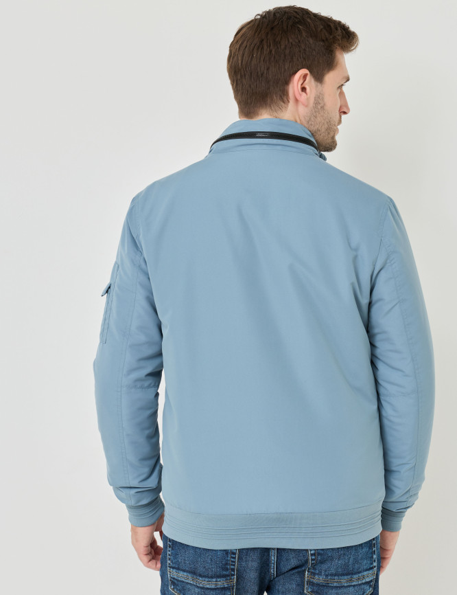 Model Back View