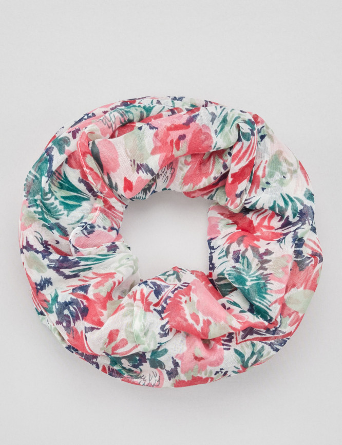 Laid Goods Front View