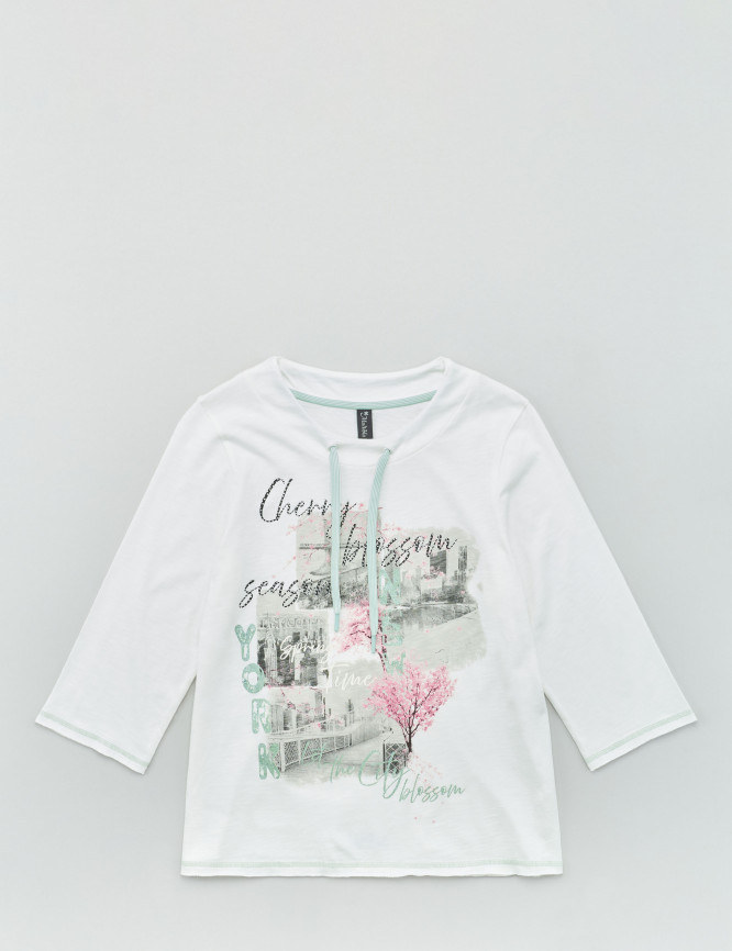 Laid Goods Front View