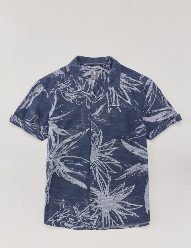 Laid Goods Front View