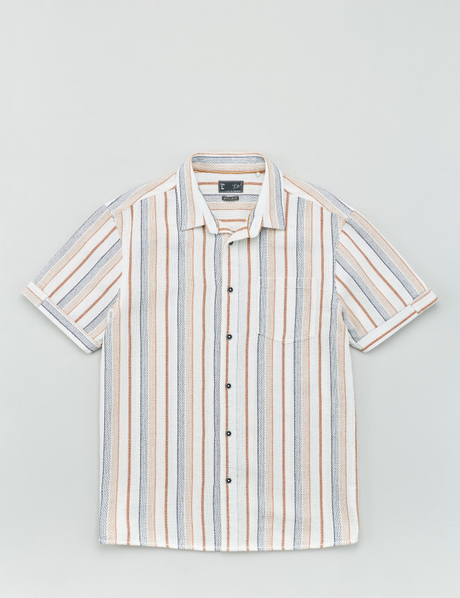 Laid Goods Front View