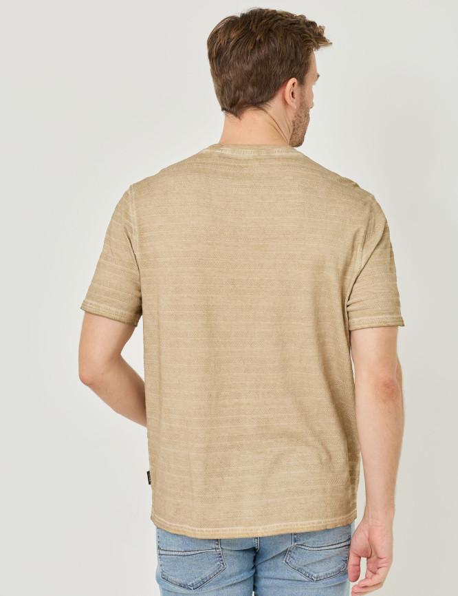 Model Back View
