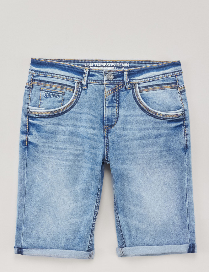 Laid Goods Front View