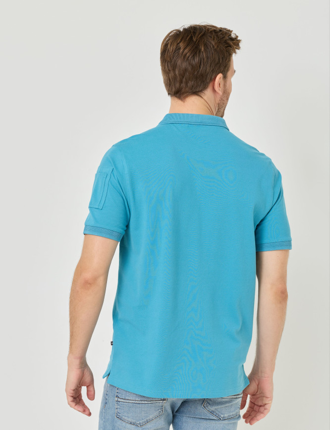 Model Back View