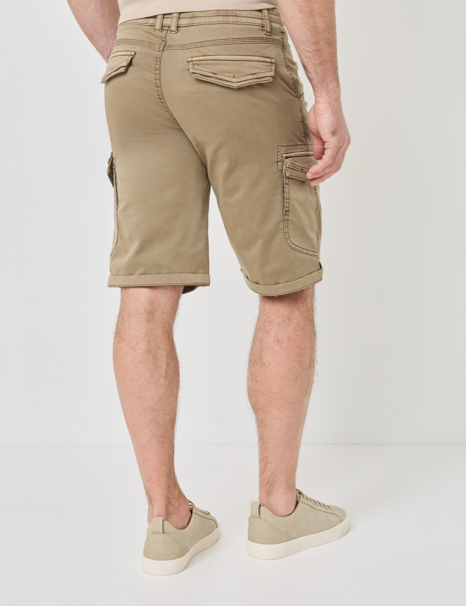Model Back View