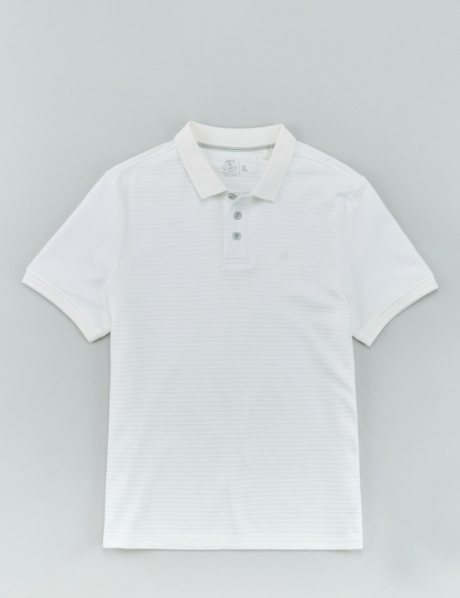 Laid Goods Front View