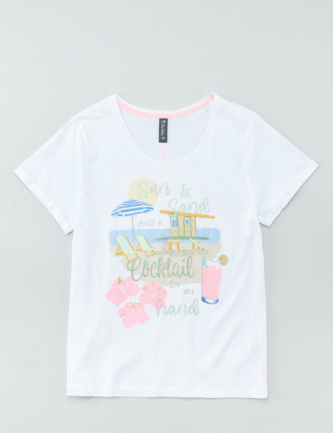 Laid Goods Front View