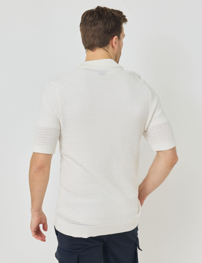 Model Back View