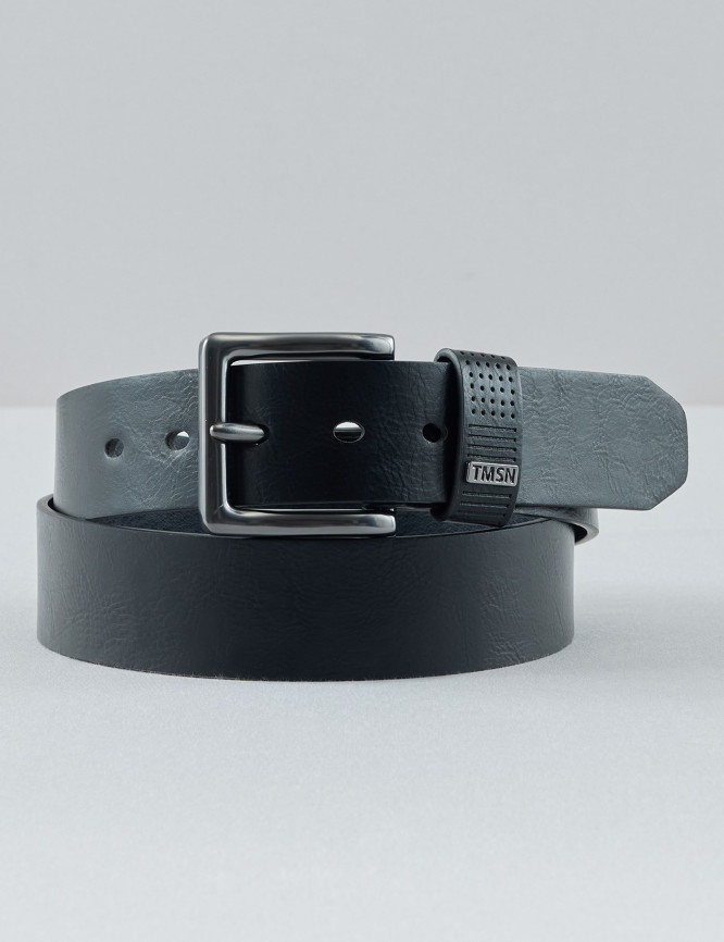 Laid Goods Front View