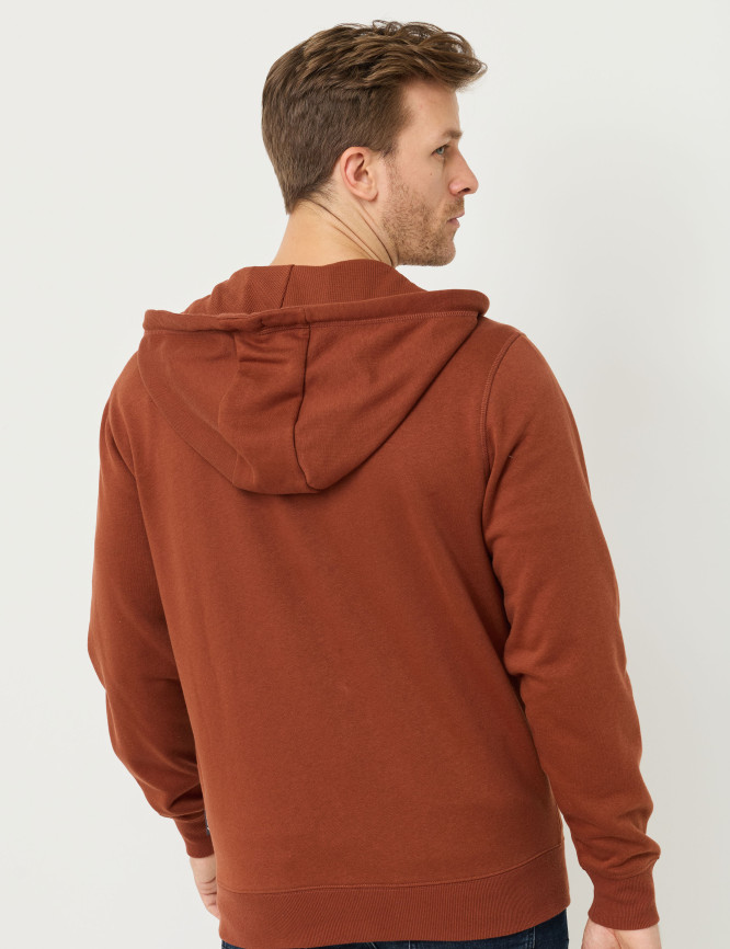 Model Back View