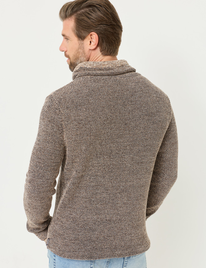 Model Back View
