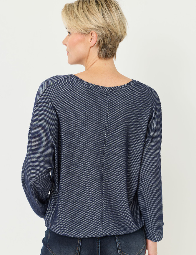 Model Back View