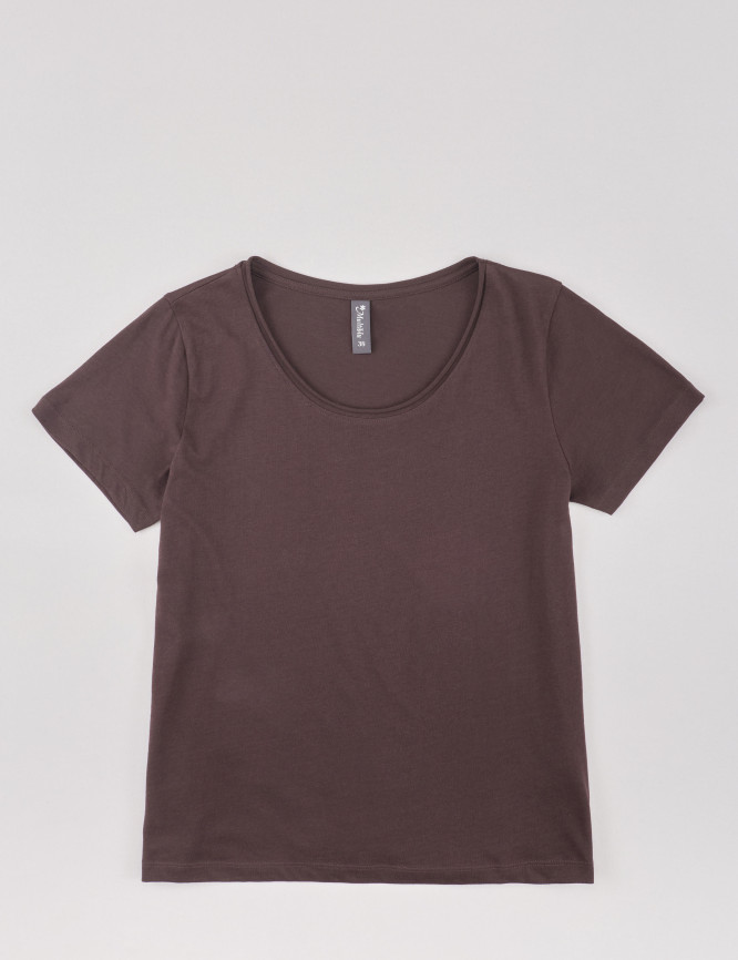 Laid Goods Front View